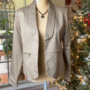 Metaphor Super Cute Fitted Jacket, Cream Color and Fully Lined, Like New!